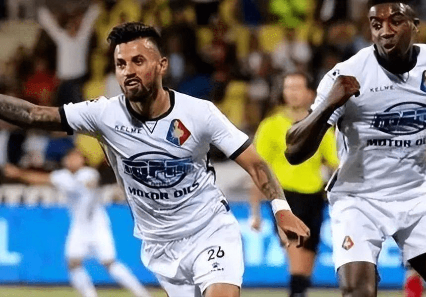 逼抢策略 逼抢策略