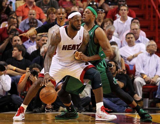 盘点球星首战旧主纪录：考辛斯41+23暴打国王 浓眉41分痛击鹈鹕