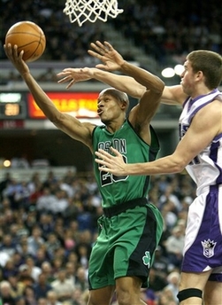 跟队：皇马计划让楚阿梅尼、贝林和门迪参加对阵皇社的比赛