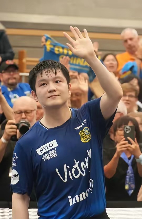 体育日本羽毛球公开赛：中国组合梁伟铿 王昶勇夺男双冠军