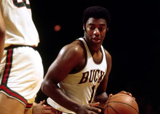 具备天然的 具备天然的